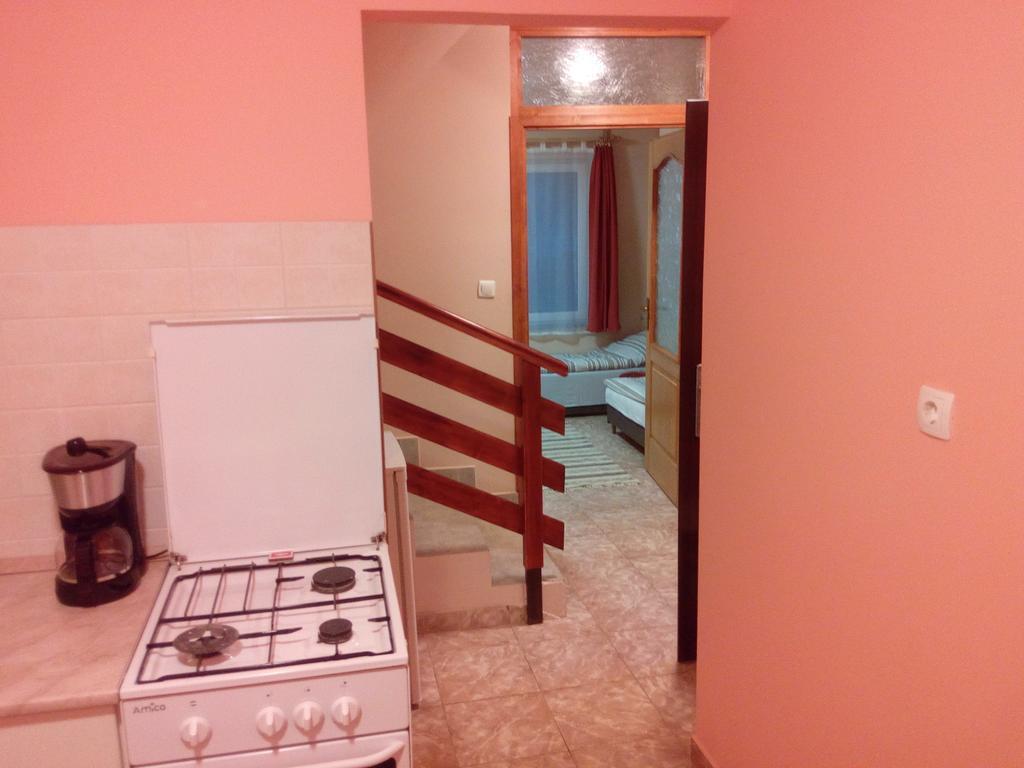 Eva Vendeghaz Guesthouse Hajduszoboszlo Exterior photo